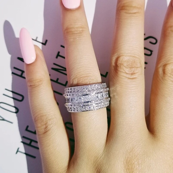 Gorgeous Silver Wide Women Ring - Picture 2 of 5